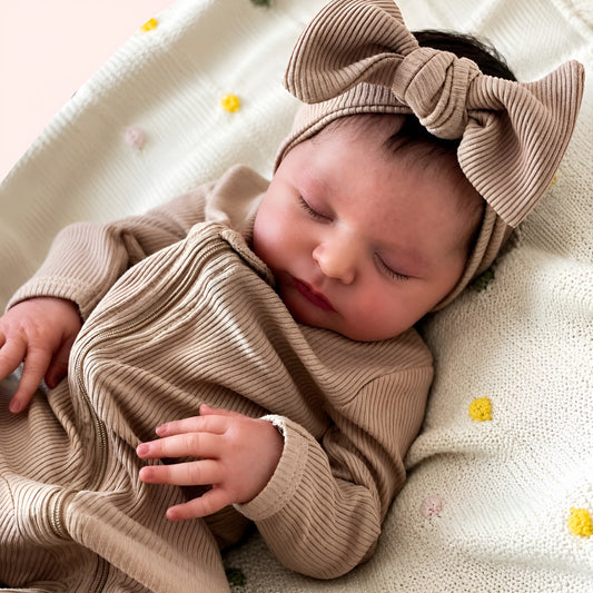 Bébé reborn fille Laura – Câlin à offrir avec amour