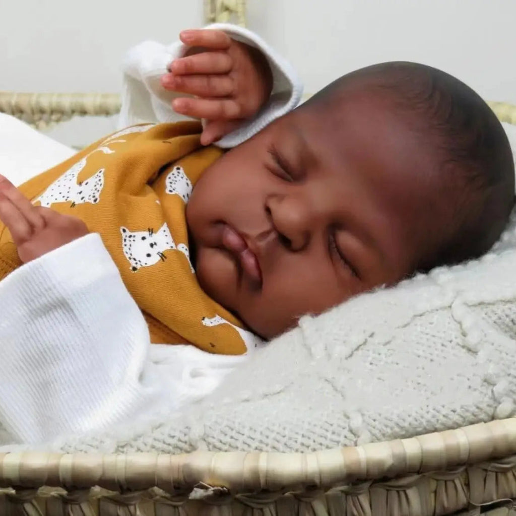 Rémi bébé reborn - Votre petit trésor à câliner