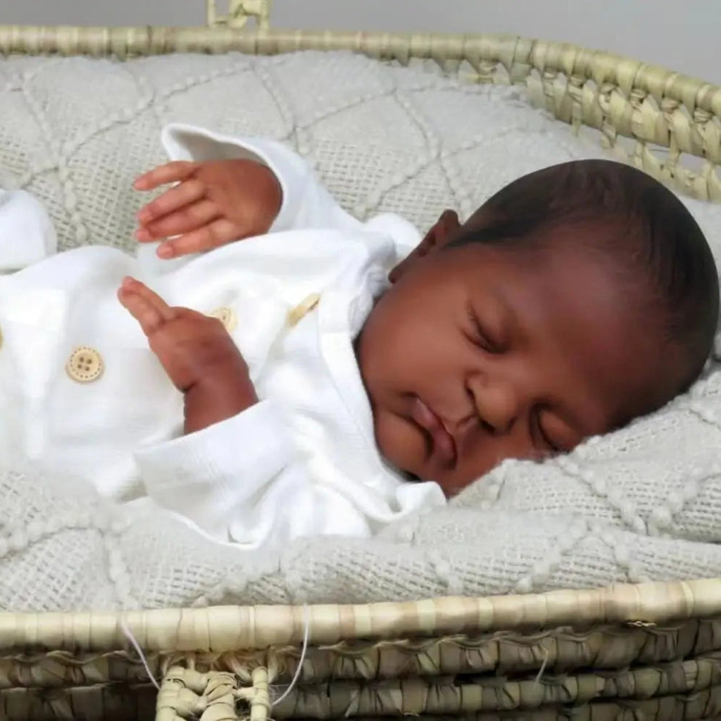 Rémi bébé reborn - Votre petit trésor à câliner